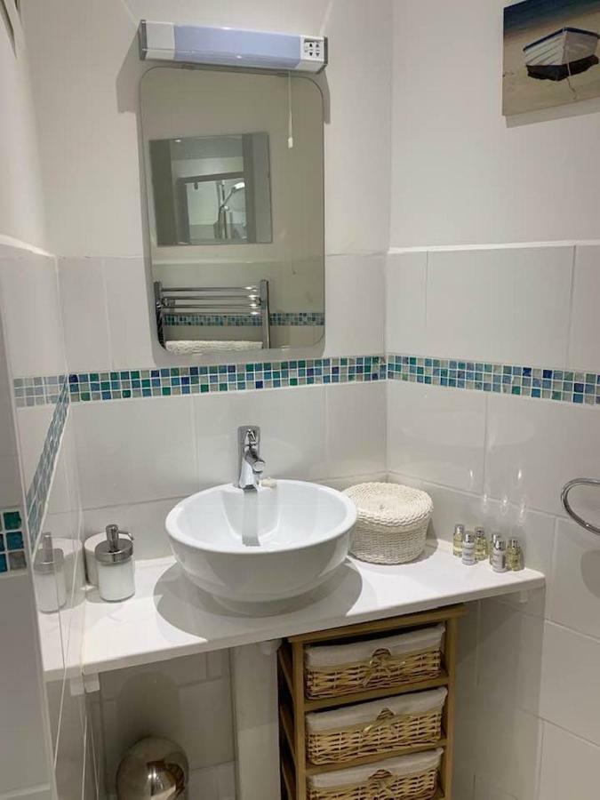 Postman'S Knock, Lynmouth, First Floor Apartment With Private Parking Exterior foto